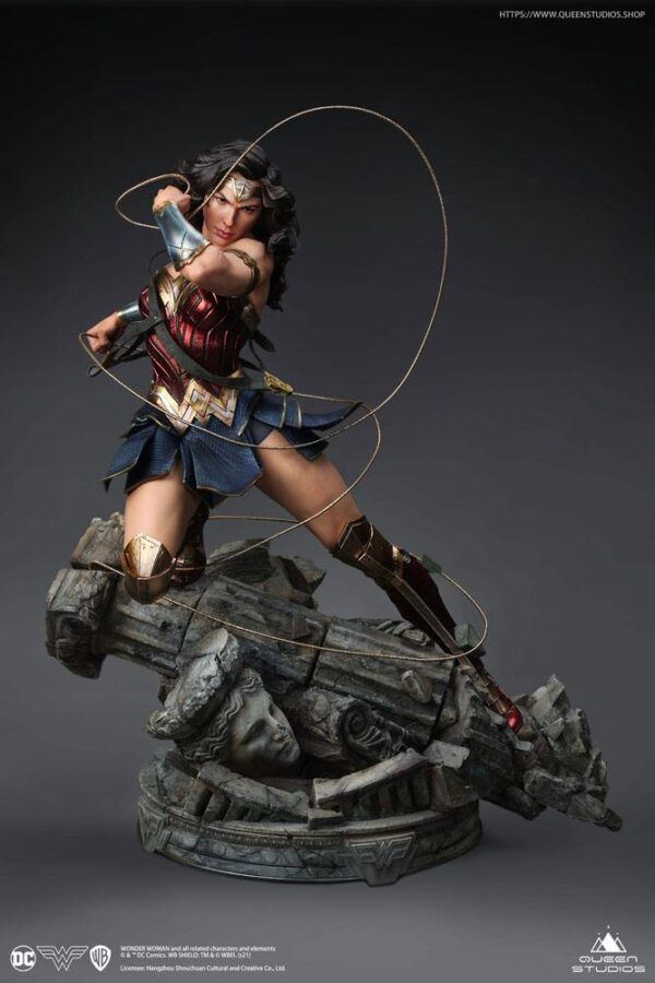 Wonder Woman Queen Studios 1/4 Wonder Woman Early Bird Version 47 cm - Imagen 3