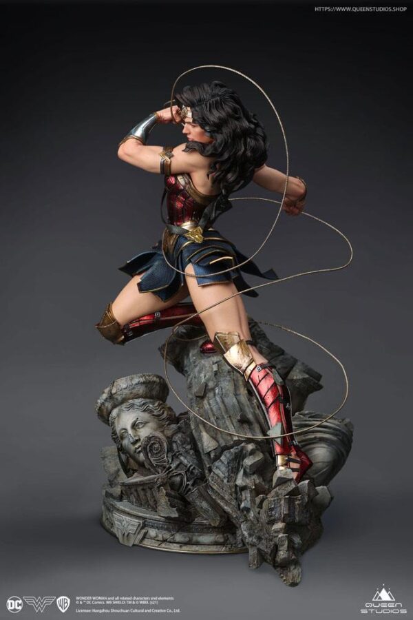 Wonder Woman Queen Studios 1/4 Wonder Woman Early Bird Version 47 cm - Imagen 5