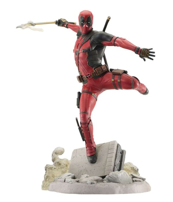 Marvel Deadpool & Wolverine Deadpool Diamond Select 25 cm