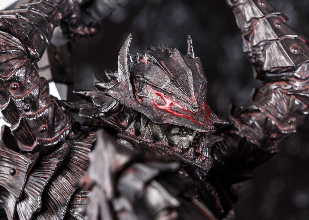 Berserk Figuarts ZERO Metallic Touch Guts Berserker Armor 35 cm - Imagen 4
